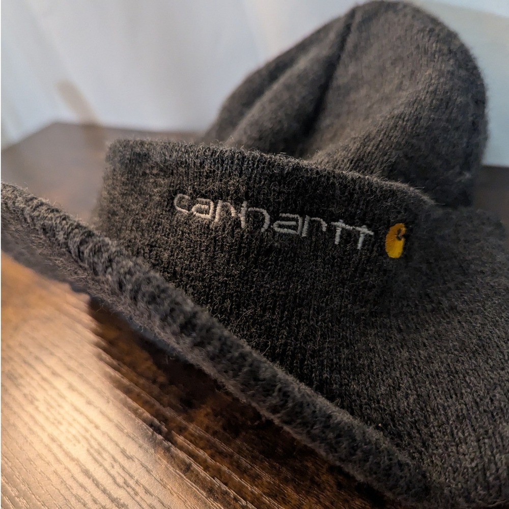Carhartt Mens Gray Acrylic Knit Brimmed Visor Beanie Hat Made in USA A164CLH